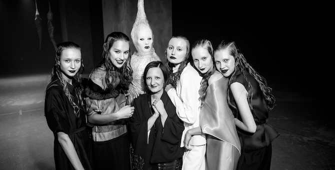 В Музее Москвы прошел показ коллекции Tegin весна-лето 2020