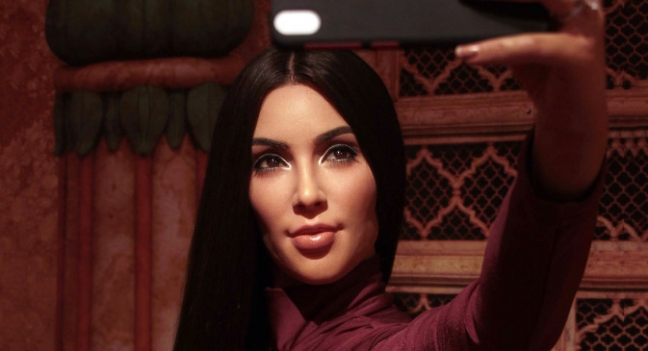 На сайте Cosmopolitan появится нейронная сеть, которая ищет наряды по фотографии