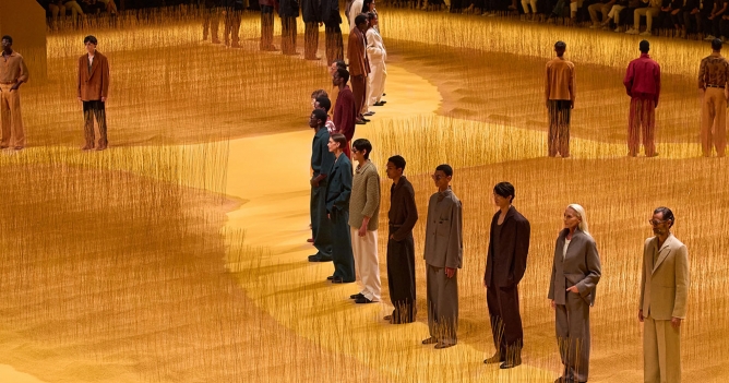 Zegna впервые проведет показ за пределами Италии