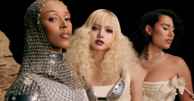 Лиса, Доджа Кэт и Raye выпустят совместный сингл