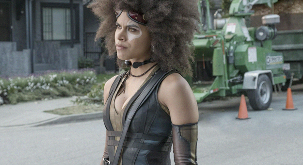 Актриса из «Атланты» и второго «Дэдпула» снимется в фильме о Джокере с Хоакином Фениксом