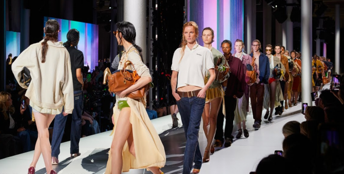 Продажи Prada Group в первом квартале увеличились на 11%