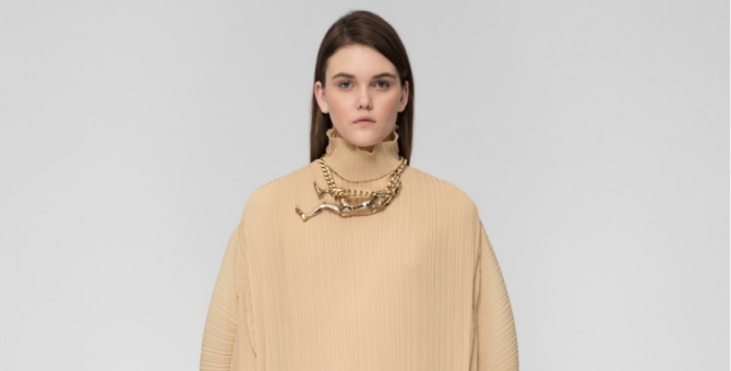 Платье Litkovskaya снова попало в презентацию Apple