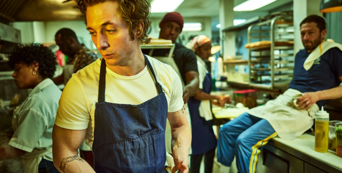 Стала известна дата выхода третьего сезона сериала «Медведь»