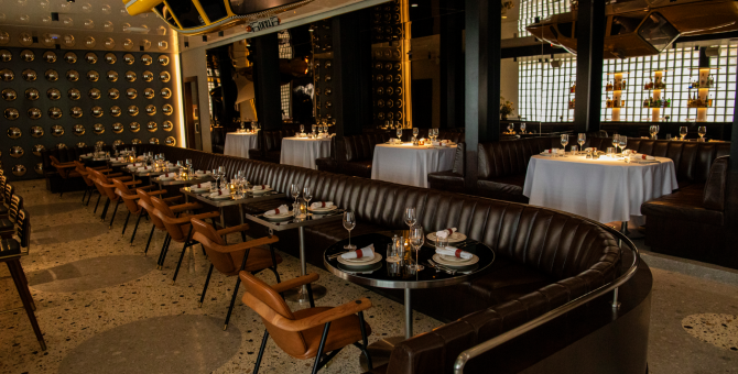 Coach открыл первый ресторан в Индонезии