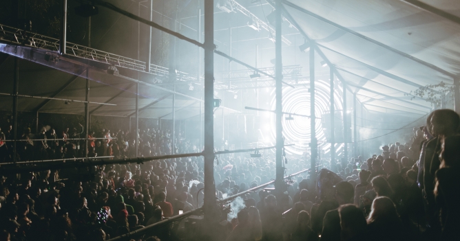 Signal объявил арт-колл на участие в программе фестиваля