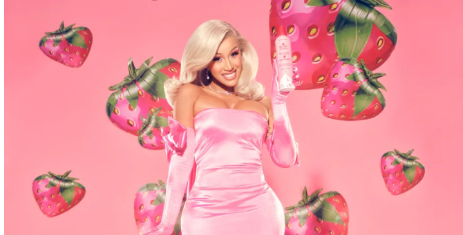 Cardi B выпустила ограниченную серию взбитых сливок Whipshots ко Дню всех влюбленных