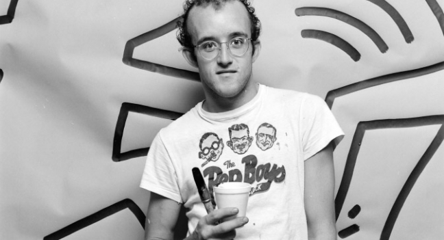 Пластины из инсталляции Кита Харинга вернулись на улицы Нью-Йорка