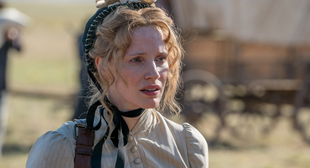 Джессика Честейн едет в индейскую деревню в трейлере фильма «Женщина идет впереди»