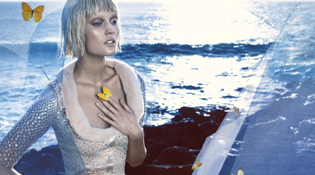 Первые кадры из весенней рекламной кампании Blumarine