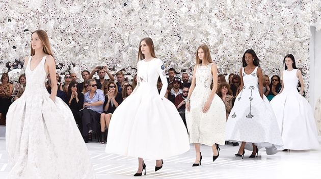 Dior покажет кутюрную коллекцию без креативного директора