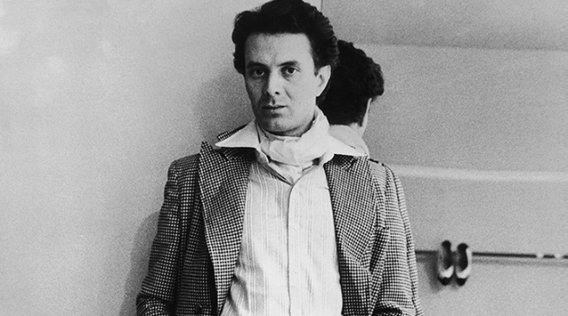 Об обувных дел мастере Маноло Бланике сняли фильм