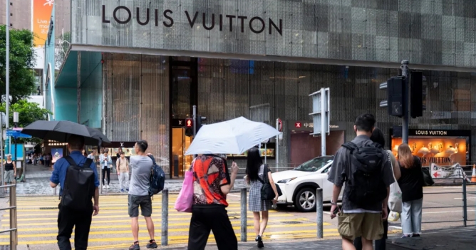 Louis Vuitton столкнулся с очередной утечкой данных клиентов в Гонконге
