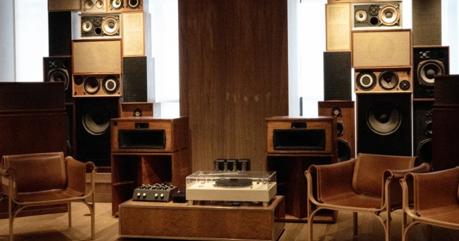 McQueen представил новую культурную программу