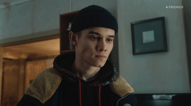 На «Авито» появился дроп вещей от Рузиля Минекаева и Полины Гухман