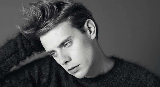 Джонатан Андерсон рассказывает о коллаборации с Uniqlo