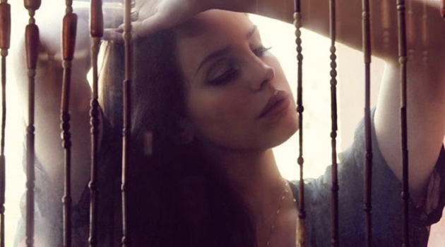 Лана Дель Рей на обложке Madame Figaro