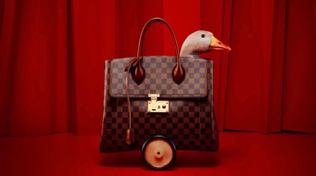 Гуси представили рождественскую коллекцию Louis Vuitton