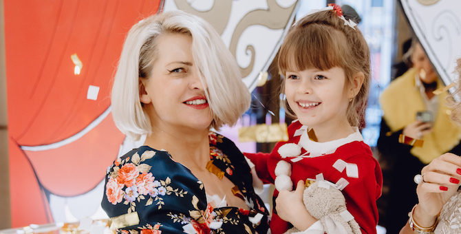 В бутике Cartier прошла детская елка