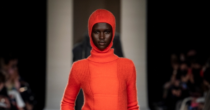 Max Mara посвятил коллекцию швейцарской художнице Софи Тойбер-Арп