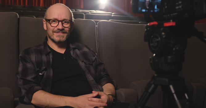 Режиссер «Нормальных людей» снимет полнометражный фильм