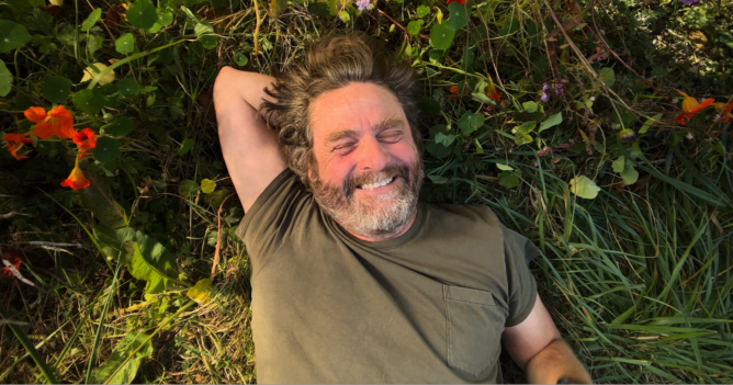 Зак Галифианакис будет вести шоу о садоводстве