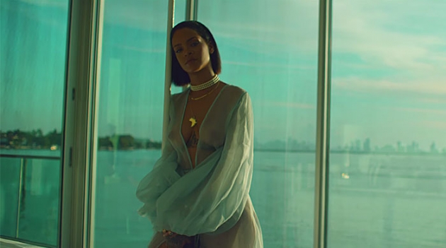 Новый провокационный клип Рианны Needed Me