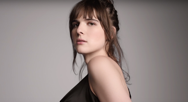 Модель-трансгендер Хари Неф в таинственном проекте Gucci