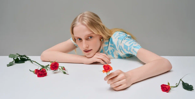 Akhmadullina Dreams показал весенне-летнюю коллекцию