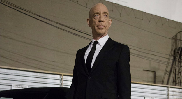 Актер из «Одержимости» Дэмьена Шазелла снялся в новых короткометражках Prada