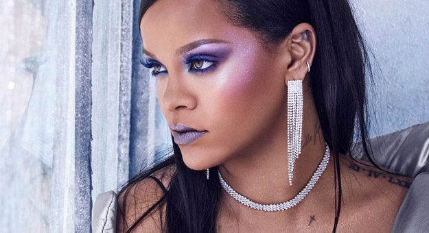 Рианна выпустила праздничную палетку хайлайтеров Fenty Beauty