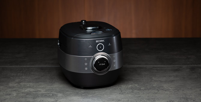 Новым мультишефом Bork можно управлять при помощи смартфона