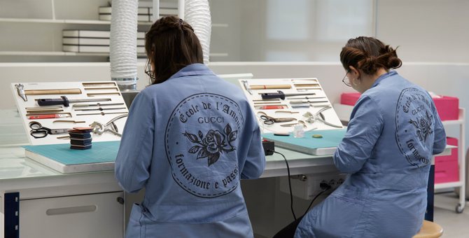 Gucci запустил курсы обучения ремеслам и новым технологиям в индустрии моды
