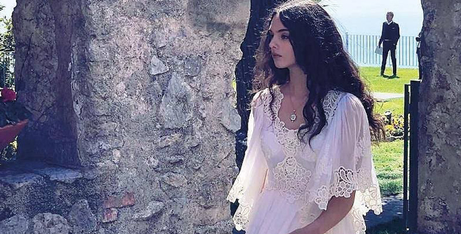 Дочь Моники Беллуччи и Венсана Касселя снялась для Dolce & Gabbana