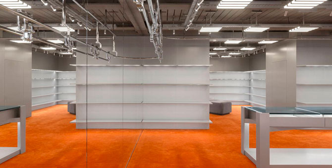 Как выглядит новый бутик Balenciaga в Лондоне