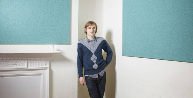 Актёр из сериала «Ярмарка тщеславия» сыграет Дэвида Боуи в новом фильме