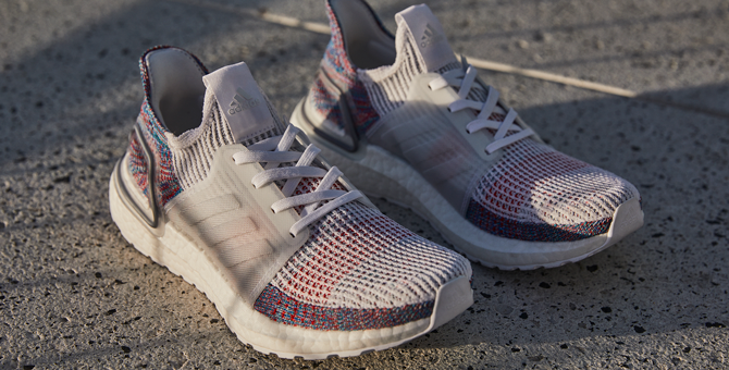adidas выпустил лимитированную модель кроссовок Ultraboost 19 Refract