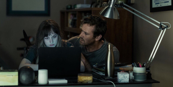 Вышел официальный трейлер триллера «Раны» с Арми Хаммером и Дакотой Джонсон