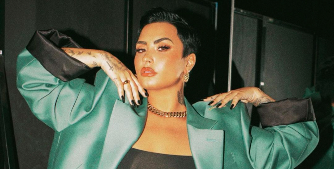 Деми Ловато сделали каминг-аут как небинарная персона