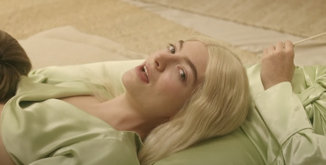 Лорд стала блондинкой в клипе на новый трек «Mood Ring»