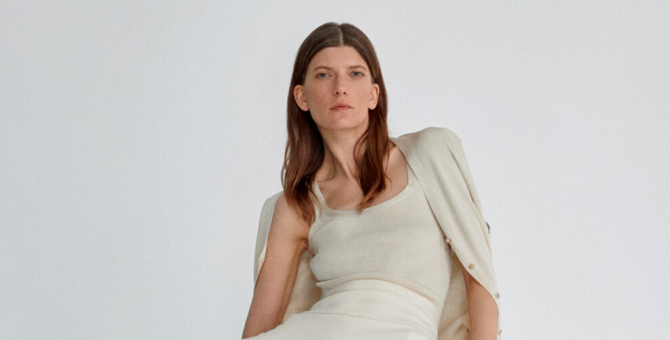 The Row выпустил капсульную коллекцию для MyTheresa