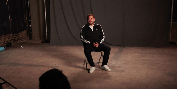 adidas Originals и Джона Хилл переосмыслили культовые кроссовки Superstar