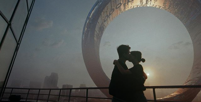 Avgvst выпускает коллаборацию с Дельфином