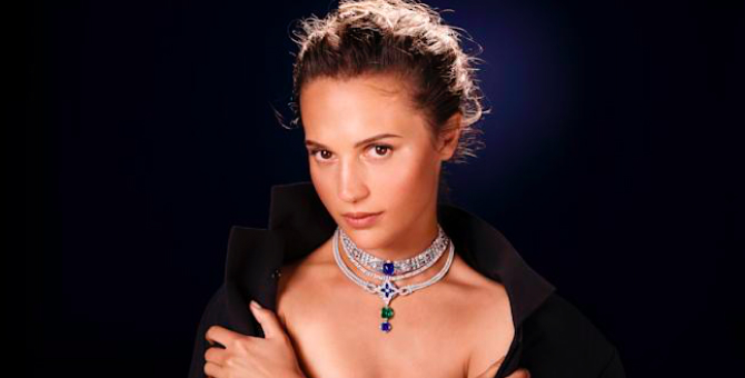 Алисия Викандер представила коллекцию высокого ювелирного искусства Louis Vuitton