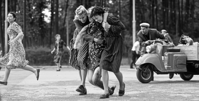 Start покажет фильм Андрея Кончаловского «Дорогие товарищи!»