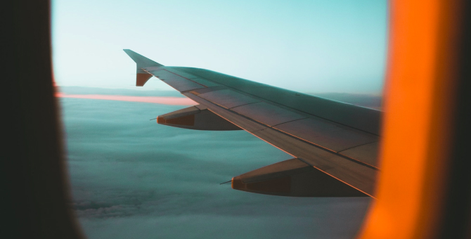 Власти Украины объявили о прекращении авиасообщения с Беларусью