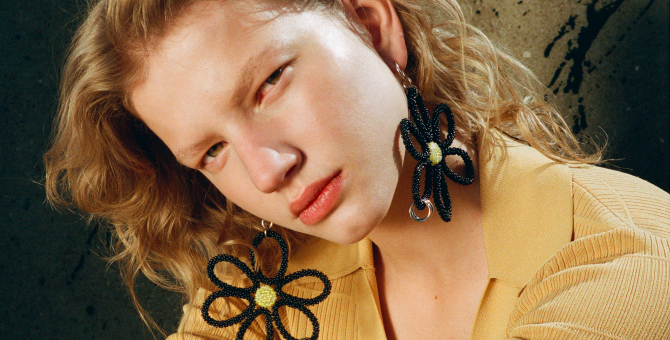 Бренды украшений Beaded Breakfast и Omut выпустили совместную коллекцию