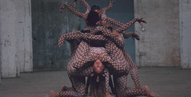 Благодаря Бейонсе принт Marine Serre с полумесяцами стал самым популярным узором 2020 года