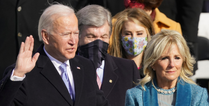 Джо Байден опубликовал первый пост в президентском твиттере