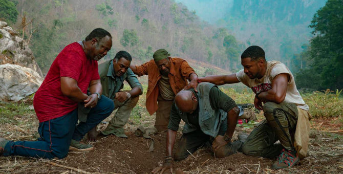Вышел трейлер фильма Спайка Ли «Пять корешей» с Жаном Рено и Делроем Линдо